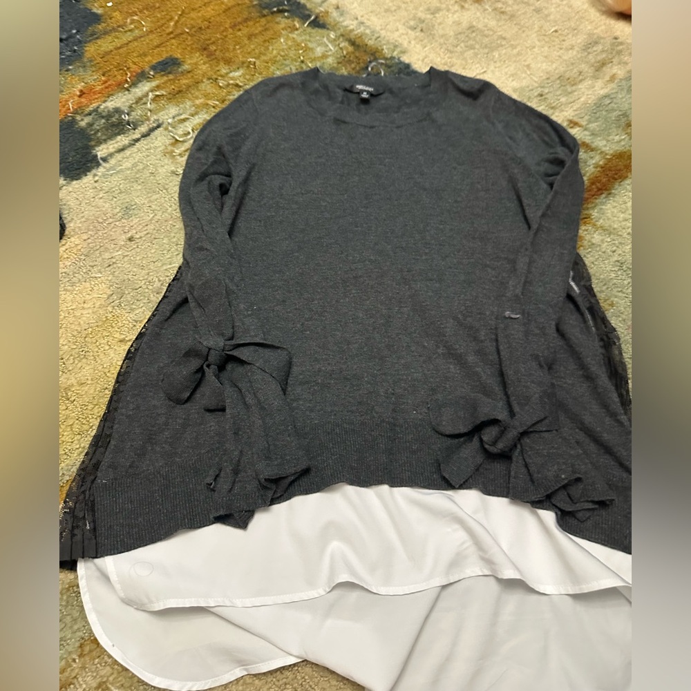 Simply Vera Vera Wang Charcoal Top with White Layered Hem